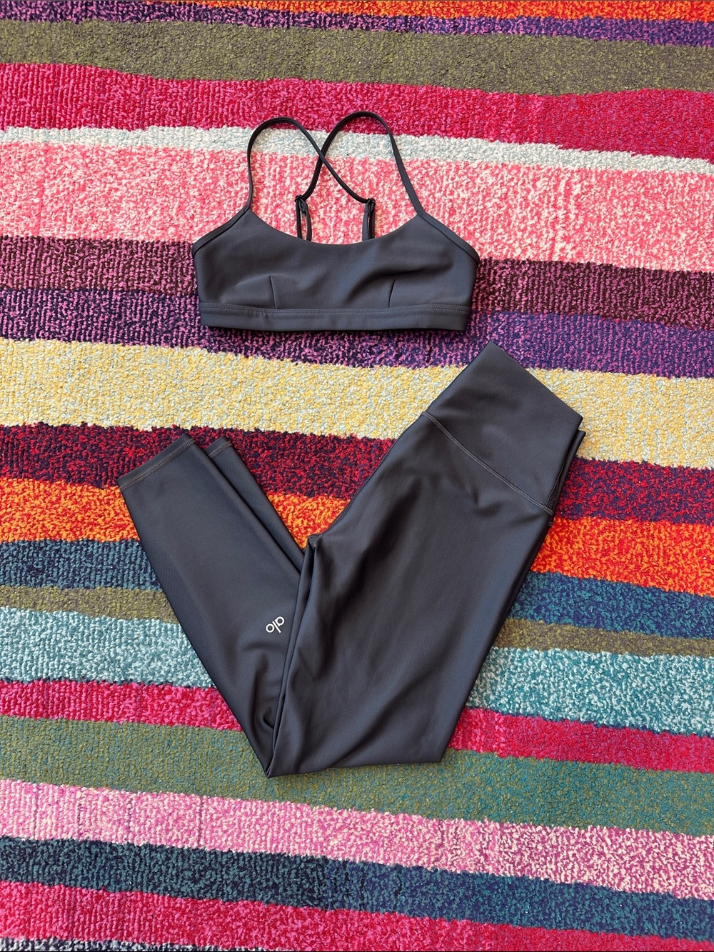 ALO Yoga AirLift Set